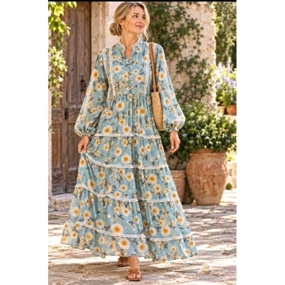 NWT Sowears Audra Floral Lace Maxi Dress Blue Size Large *Sold-Out On Website